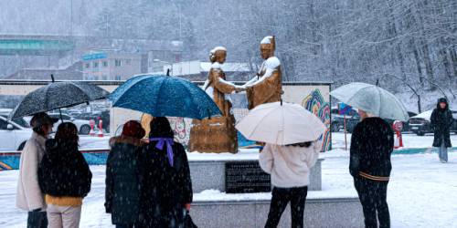 영월이 영화 ‘왕과 사는 남자’ 열풍으로 ‘국민역사관광지’로 급부상하고 있다.(사진은 단종의 유배지 청령포)