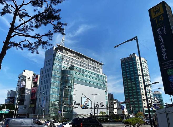 에이피엠 쇼핑몰 전경.(사진=에이피엠)