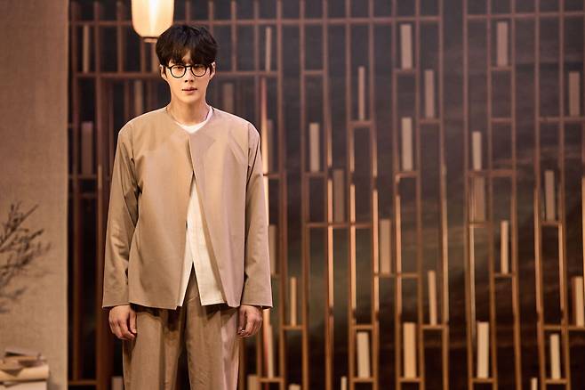 연극 '비밀통로'(마에카와 토모히로 작, 이홍이 역, 민새롬 연출)에 출연하는 배우 김선호. /콘텐츠합