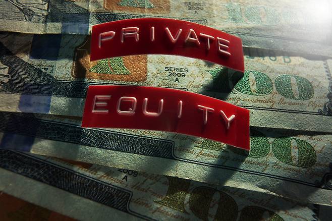 ‘금융 자본주의 끝판왕’ 사모펀드는 이미 우리 삶 깊숙이 들어와 있다. 게티이미지