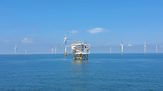 서남해 해상풍력 실증단지(60MW)<한국해상풍력>