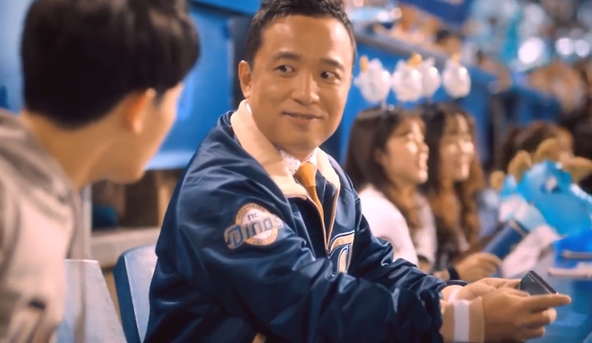 리니지 광고 속 김택진 엔씨소프트 대표. 사진은 기사 내용과 무관함 [유튜브 캡처]