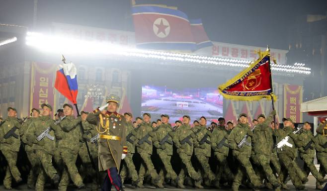 북한, 당 대회기념 열병식. 연합뉴스