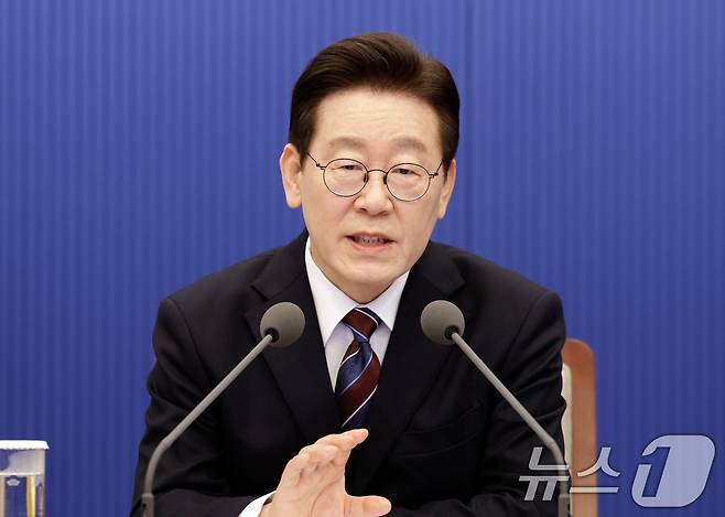 이재명 대통령이 26일 청와대 여민관에서 열린 수석보좌관회의에서 발언하고 있다. (청와대통신사진기자단) 2026.2.26 ⓒ 뉴스1 허경 기자