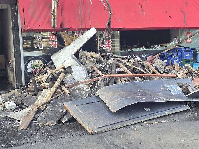 전날(26일) 화재가 발생한 서울 중구 북창동의 식당. 사진=서지윤 기자
