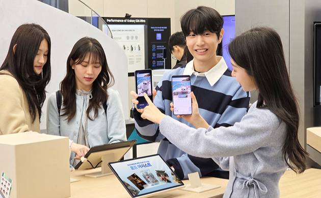 삼성전자는 '갤럭시 S26 울트라'를 직접 체험할 수 있는 비교형 공간 '갤럭시 스튜디오'를 삼성 강남과 삼성스토어 홍대 두 곳에서 운영한다. [사진=삼성전자]