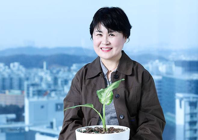 정남순 직업상담사는 교육 기업 임원 시절보다 직업 상담사로 일하는 현재가 더 행복하다고 말했다. 우상조 기자