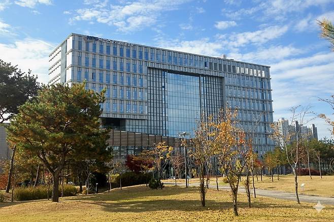 국민연금공단 기금운용본부 전경. 한경DB