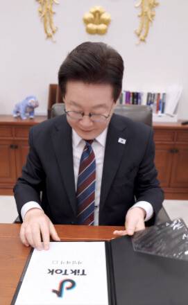 이재명 대통령 엑스(X·옛 트위터) 영상 갈무리