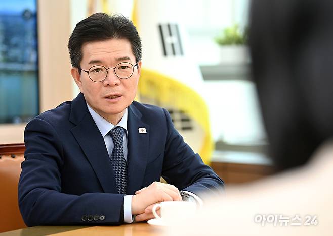 정원오 성동구청장이 26일 서울 성동구 성동구청에서 아이뉴스24와 인터뷰를 하고 있다. [사진=곽영래 기자]