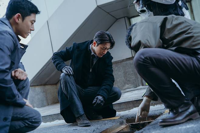 넷플릭스 시리즈 <레이디 두아>의 한 장면. 넷플릭스 제공