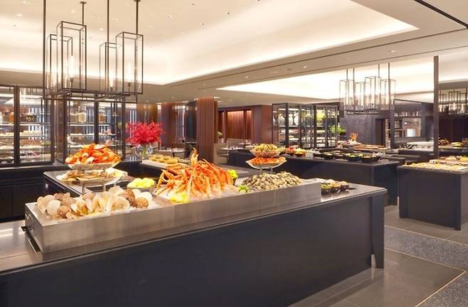 JW메리어트 호텔 서울 내 있는 프리미엄 뷔페 레스토랑 ‘플레이버즈’.