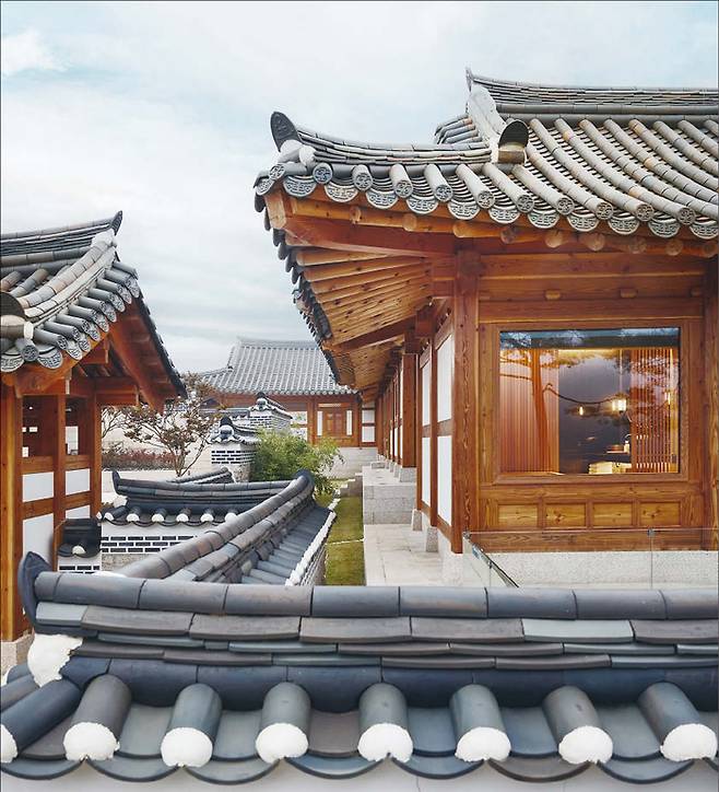 조정일 대표가 적극 추진 중인 한옥 사업의 결실 중 하나인 ‘더한옥헤리티지하우스’. (코나아이 제공)