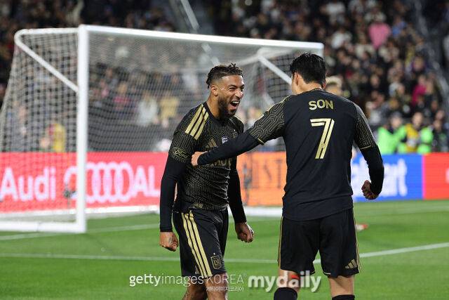 데니스 부앙가와 손흥민/게티이미지코리아