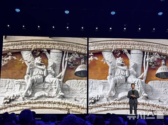 [바르셀로나(스페인)=뉴시스] 심지혜 기자 = 샤오미가 스페인 바르셀로나에서 개최한 샤오미 17 시리즈 공개 간담회에서 경쟁사 제품인 애플 아이폰 17 프로 맥스와 카메라 성능 차이를 직접 비교한 결과를 보여줬다. 왼쪽이 아이폰 17 프로 맥스로 촬영한 사진, 오른쪽이 샤오미 17 울트라 사진.