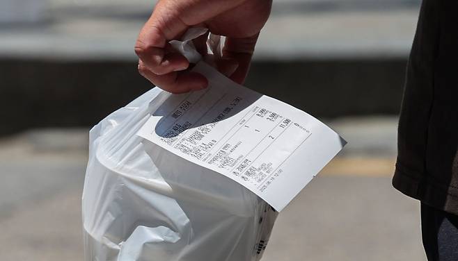 배달앱 시장이 커졌지만, 질적으로도 성장했는지엔 의문부호가 찍힌다.[사진｜뉴시스]