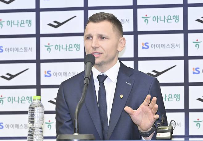 니콜라이스 마줄스 한국 남자 농구대표팀 감독.(대한민국농구협회 제공)