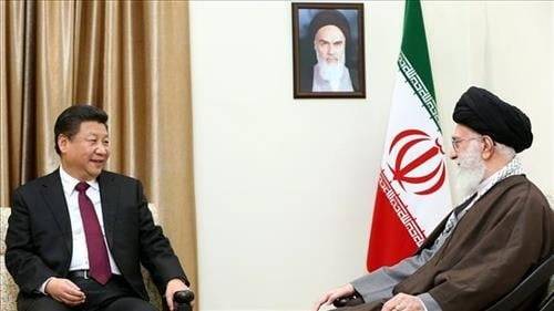 2016년 12월 시진핑 중국국가 주석이 아야톨라 세예드 알리 하메네이 이란 최고지도자와 면담핮는 모습. 사진=연합뉴스