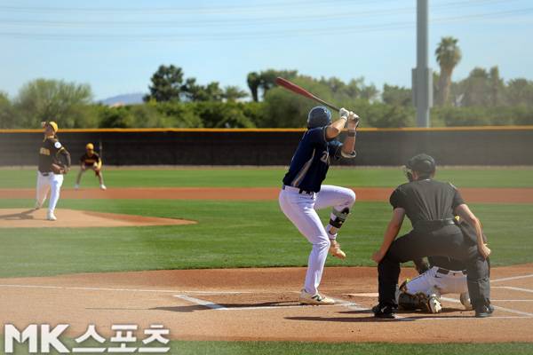 NC 선수들이 샌디에이고를 상대했다. 사진(美 피오리아)= 김재호 특파원