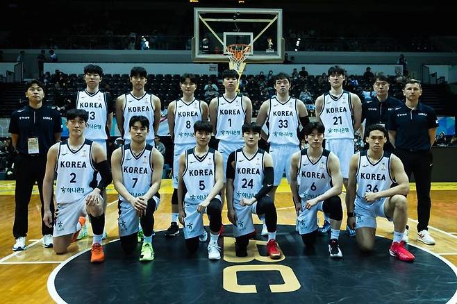 [서울=뉴시스] 한국 남자 농구 대표팀. (사진= FIBA 제공) *재판매 및 DB 금지