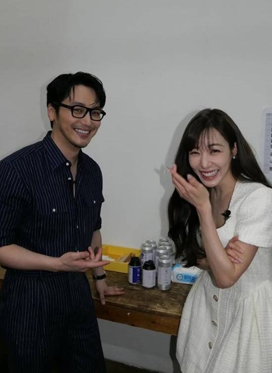 티파니 영, 변요한
