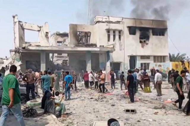 이란 미나브 초등학교가 공습으로 반파됐다. 미나브 = AFP 연합뉴스