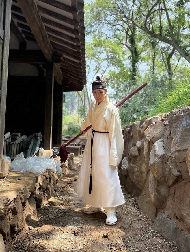 사진=YY엔터테인먼트 공식 SNS