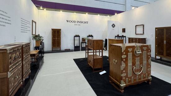 진주시가 '서울리빙디자인페어' 참가해 진주소목의 아름다움과 경쟁력 입증했다.