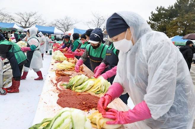 해남군은 본격적인 봄을 맞아 '새봄 새김치 담그기 축제'를 개최한다. 해남군 제공