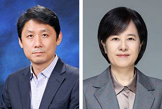 윤광일(왼쪽), 전현정