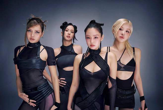 블랙핑크는 K팝을 대표하는 상징적 팀이 되었다 / 사진출처. YG ENT