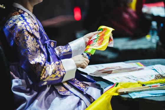 A still from Disney+'s fortunetelling survival show ″Battle of Fates″ [THE WALT DISNEY COMPANY KOREA]