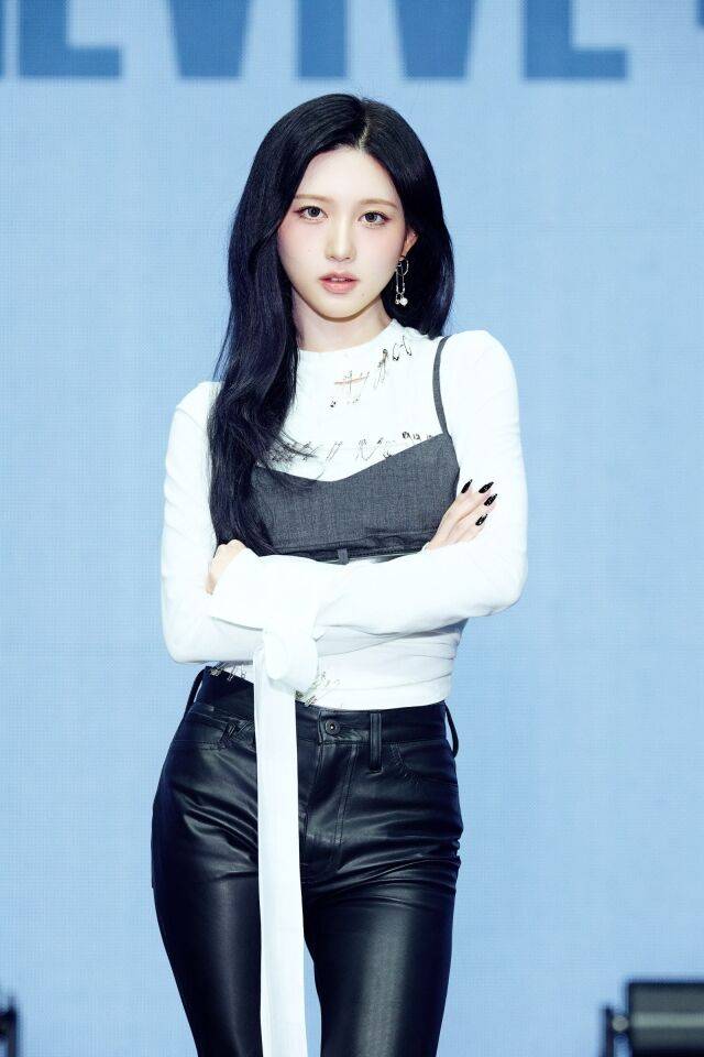 그룹 아이브 멤버 가을 / 스타쉽엔터테인먼트