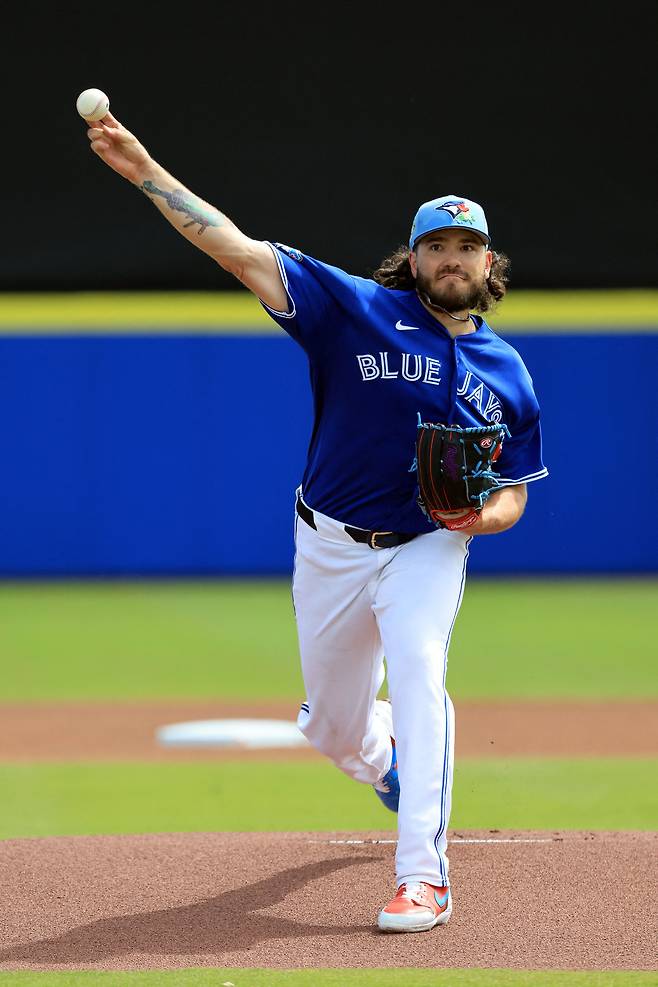 Mar 2, 2026; Dunedin, Florida, USA; Toronto Blue Jays starting pitcher Cody Ponce (66) throws a pitch during the first inning against the Boston Red Sox at TD Ballpark. Mandatory Credit: Kim Klement Neitzel-Imagn Images/2026-03-03 08:26:47/ <저작권자 ⓒ 1980-2026 ㈜연합뉴스. 무단 전재 재배포 금지, AI 학습 및 활용 금지>