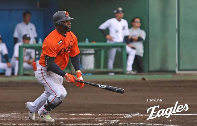 ▲ 올해 다시 한국으로 돌아온 요나단 페라자는 공격에서는 큰 기대를 모으고 있는 선수다 ⓒ한화이글스