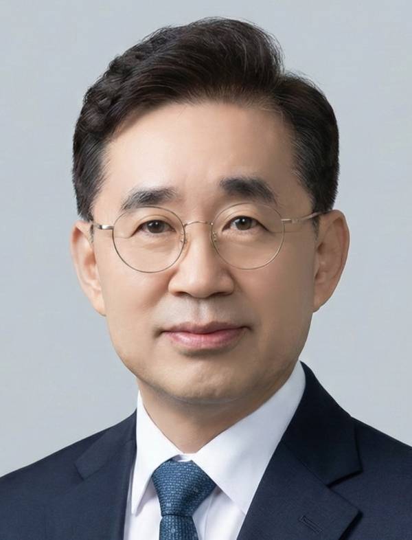 송문석 전 교장.