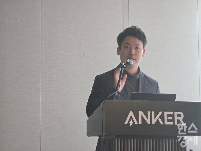 4일 열린 '앤커 미디어 데이 2026'에서 엔도 아유무 앤커 재팬 CEO가 발언하고 있다./김종효 기자