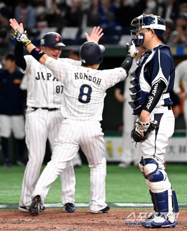 곤도는 2023년 한국전에서 원태인을 상대로 홈런을 터트렸다. 허상욱 기자