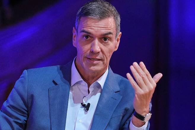 페드로 산체스 스페인 총리가 지난해 9월 26일 영국 런던에서 열린 한 행사에 참석해 발언하고 있다. 런던(영국)=AP/뉴시스