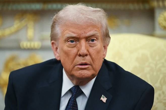 3일(현지시간) 도널드 트럼프 미국 대통령이 백악관에서 열린 프리드리히 메르츠 독일 총리와의 회담에서 이란 공습에 대해 언급하고 있다. AFP=연합뉴스