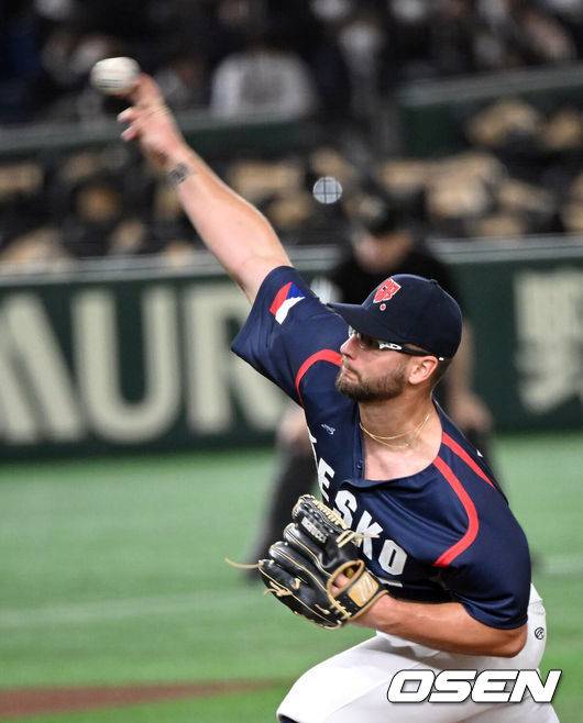 [OSEN=도쿄, 손용호 기자] 10일 도쿄 도쿄돔에서 2023 WBC(월드베이스볼클래식) 체코와 중국의 경기가 벌어졌다.체코 선발 파디삭이 역투 하고 있다.2023.03.10/spjj@osen.co.kr