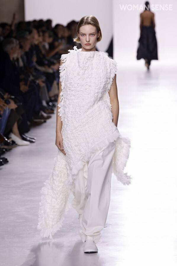 bottega veneta_catwalkpictures