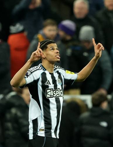 SOCCER-ENGLAND-NEW-MUN/