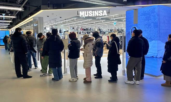 롯데백화점 잠실점의 무신사 스토어 매장