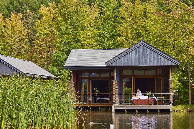 호시노야 가루이자와 ‘스프링 릴렉세이션 스테이’ 패키지에 포함된 스파 / 사진=호시노 리조트 그룹