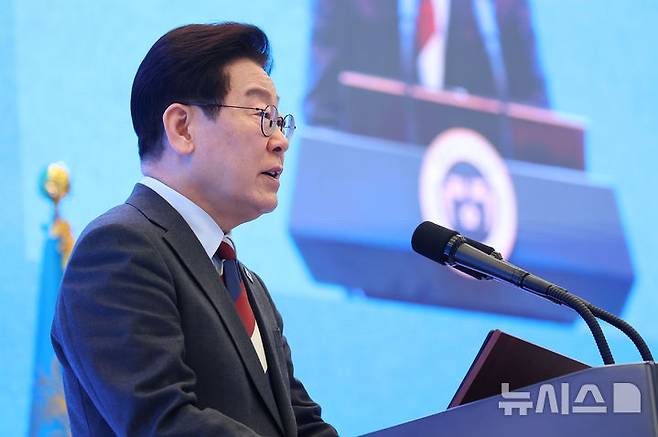 [서울=뉴시스] 고범준 기자 = 이재명 대통령이 5일 청와대 영빈관에서 열린 2026 밀라노·코르티나담페초 동계올림픽 선수단 격려 오찬에서 격려사를 하고 있다. 2026.03.05. photo@newsis.com