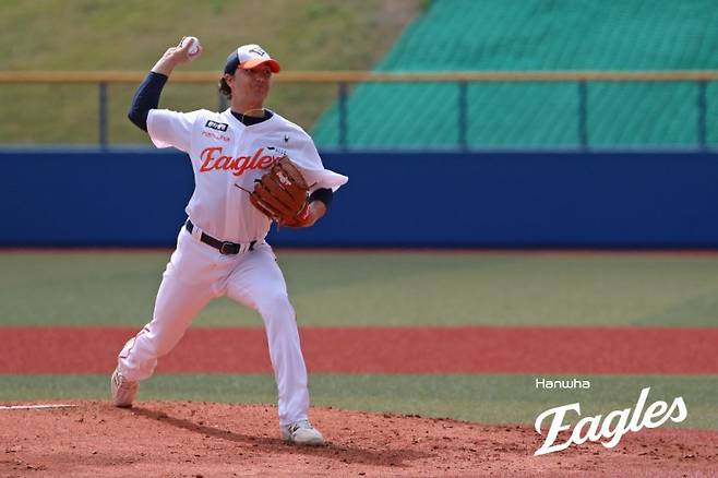 ▲ 화이트는 1일 KIA와 연습 경기에서 기대를 모았던 스위퍼가 맹위를 떨치며 3이닝 무실점을 기록했다 ⓒ한화이글스