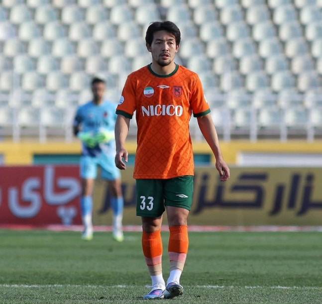 이란 프로리그 메스 라프산잔에서 뛰던 이기제. /사진=메스라프산잔 SNS 캡처