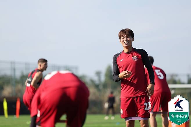 FC서울 주장 김진수(오른쪽). /사진=한국프로축구연맹 제공