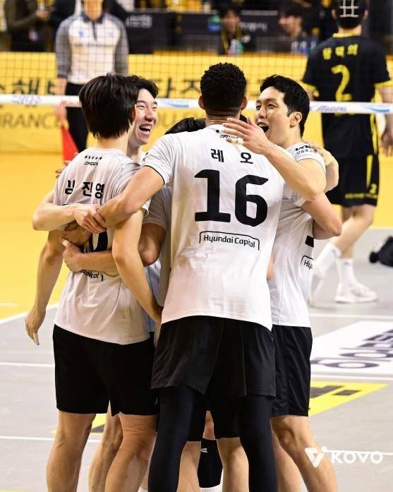 프로배구 현대캐피탈 선수단 [한국배구연맹 제공. 재배포 및 DB 금지]